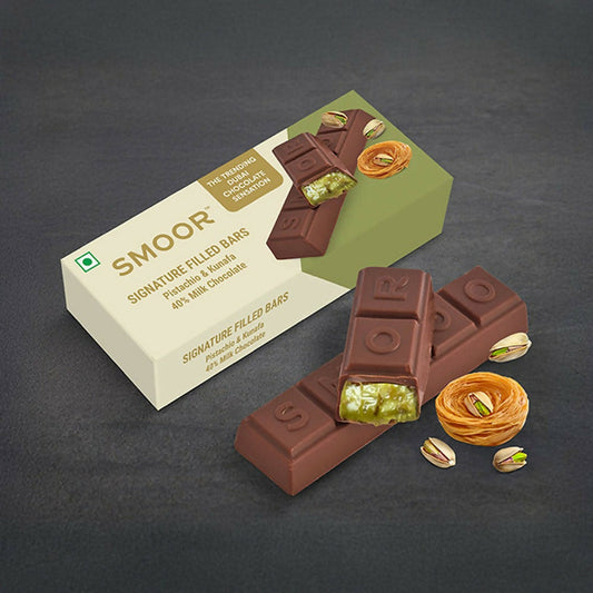 Smoor Signature Filled Pistachio & Kunafa Bar Chocolate
