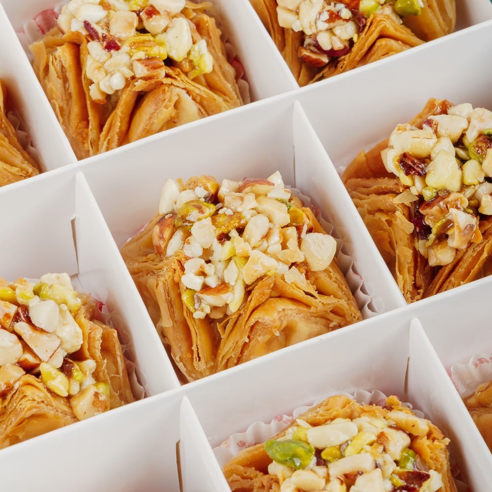 Shree Mithai Mixed Dry Fruit Pyramid Baklava