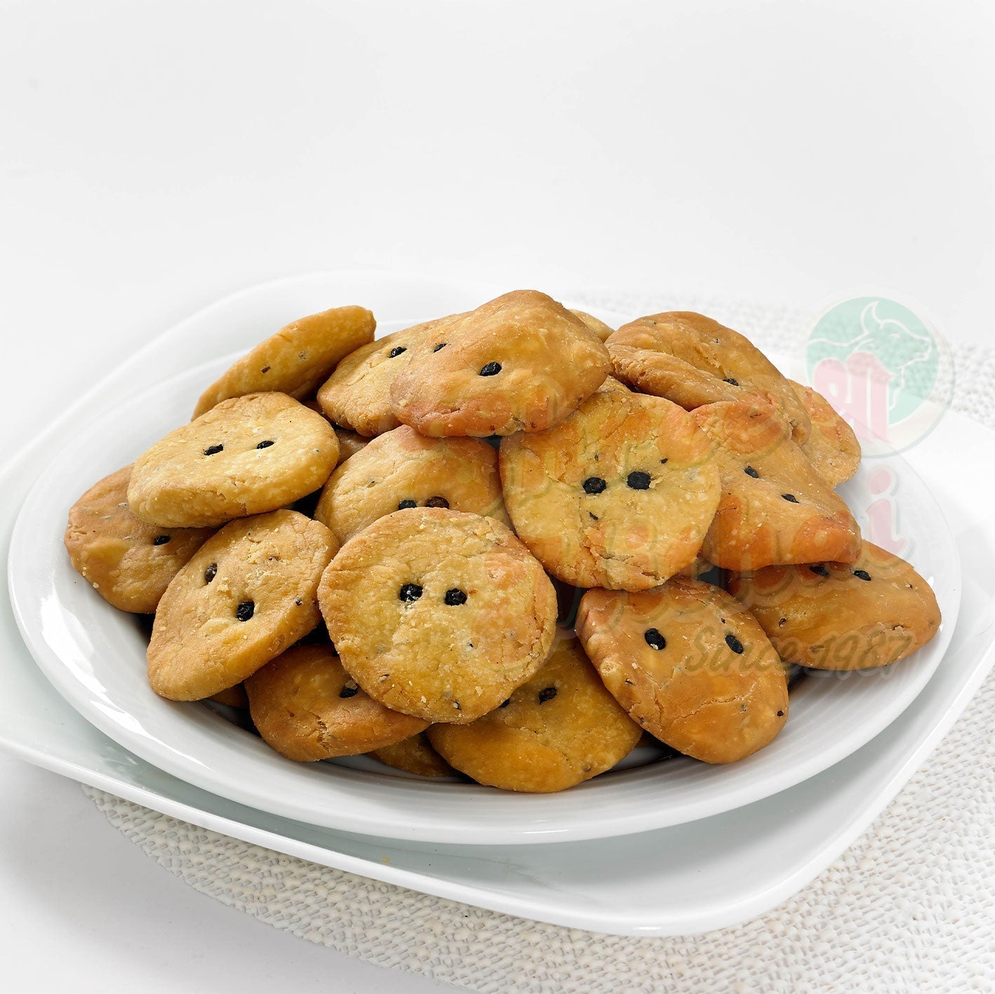 Shree Mithai Round Mathri