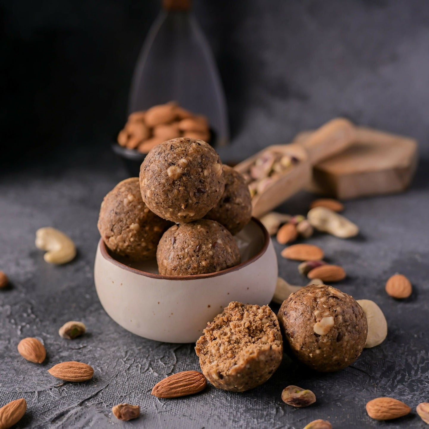 Vellanki Foods Healthy Laddu - Distacart